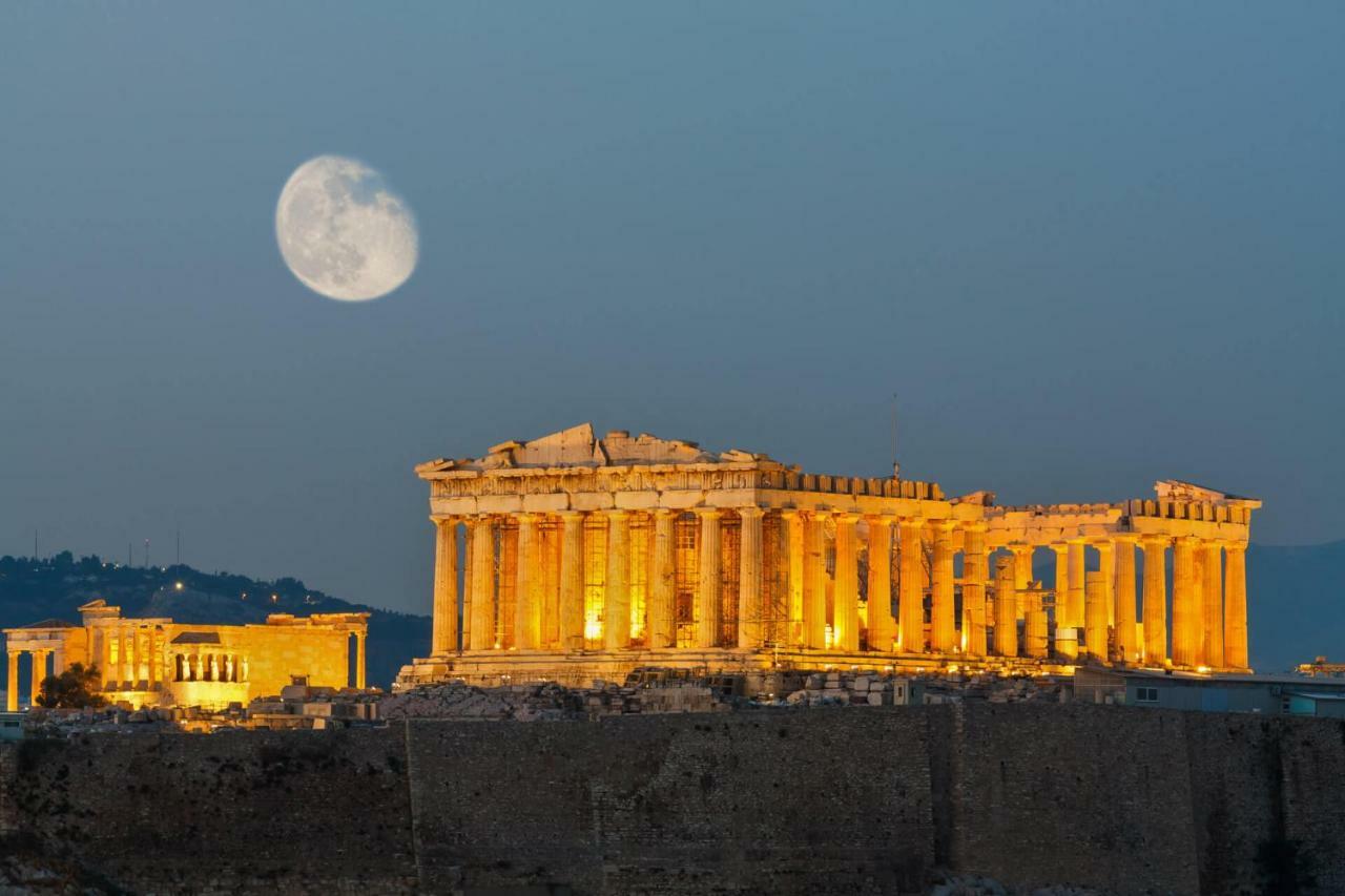 Comfortable Apt , 5 Min Walk To Acropolis Атина Екстериор снимка